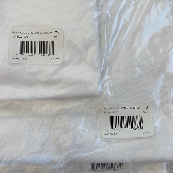 FIGS Awesome Humans Long sleeve Crew Underscrub - Picture 4 of 4